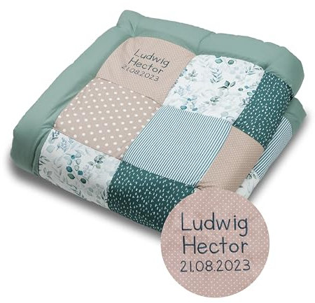 ULLENBOOM Krabbeldecke für Baby mit Personalisierung, 100% OEKO-TEX Materialien, Eukalyptus 120x120 cm - Babydecke mit Namen und Datum, ideal als Spieldecke und personalisiertes Geschenk zur Geburt
