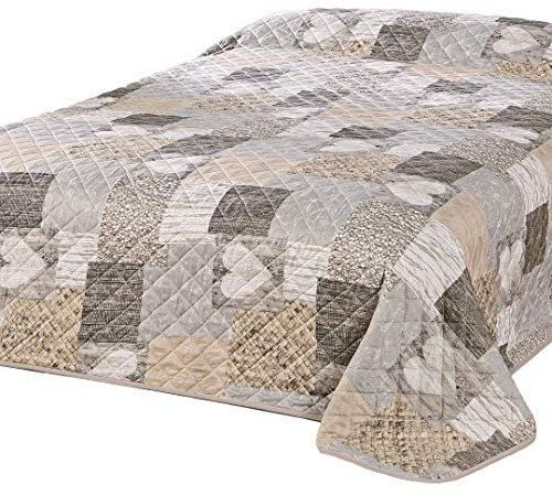 Delindo Lifestyle Tagesdecke Bettüberwurf Herzen für Einzelbett, Patchwork braun, 140x210 cm