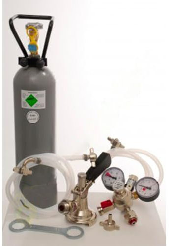 Zubehörpaket 2 mit 5L Adapter, 7mm! Bierschlauch und 2,0 kg CO2 für 1-leitige Zapfanlagen
