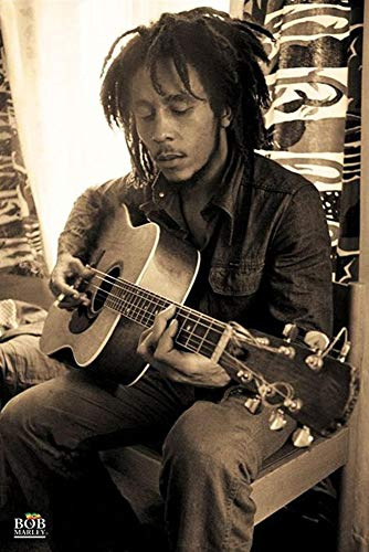 Close Up Bob Marley Poster Gitarre (61cm x 91,5cm) + 2 St. transparente Posterleisten mit Aufhängung