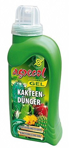 kaktee d'éléphant avec engrais sukkulente Engrais liquide bio concentré pour 105 L – NPK Engrais 5–4/9