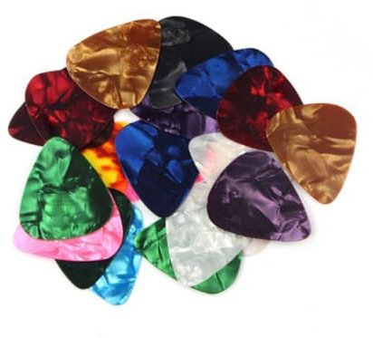 Musiclily 0,7mm Plektrum Guitar Picks Plektren Gitarre Medium Gauge für E-Gitarre Bass Akustikgitarre Ukulele,Zufällige Farbe (20 Stück)