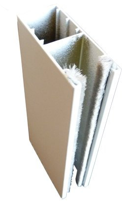 Führungsschiene für Vorbaurollladen und Nachrüstrollladen mit Bürstenkeder Weiß, Länge 150 cm