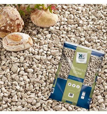 Online Garden Centre Kelkay Cotswold Stone Chippings Large Pack **CREAM COLOURED LIMESTONE**