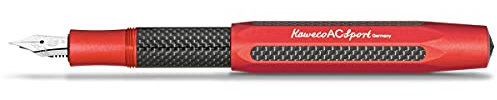 Kaweco AC SPORT Füllhalter Red I Premium Füllfederhalter aus Aluminium und Carbon für Tintenpatronen mit hochwertiger StahlfederI Füller 13 cm in Rot I Federbreite: BB (Extra Breit)
