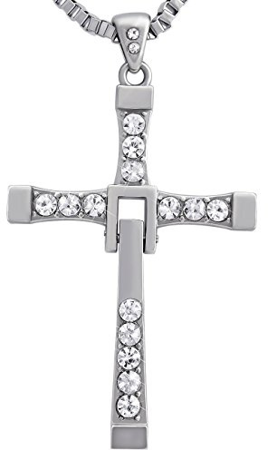 Hanessa Collana da uomo con ciondolo a forma di croce in acciaio inox placcato Fast and Furious con zirconi cubici. Elegante regalo di Natale per il fidanzato/marito in argento