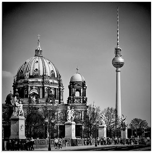 ARTland Wanddeko Glasbilder Wandbild Glas Bild einteilig 30x30 cm Quadratisch Berlin City Ost Architektur Fernsehturm Dom Kirche Schwarz Weiß Unter den Linden Q3BL