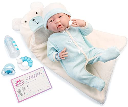 JC TOYS- Muñeco La Newborn recién Nacido de 38 cm, de Cuerpo Blando, Incluye Pelele, Manta Suave de Oso con Capucha y 4 Accesorios, Azul, diseñado en España por Berenguer, +2 años