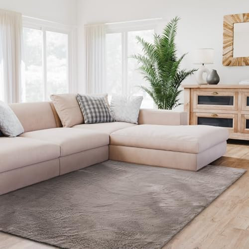 Interiyou Fargo - Teppich Wohnzimmer 80x150 cm Grau - Kurzflor Waschbar und rutschfest - Flauschiger Fellteppich aus Kunstfell - weicher Langflor Fell