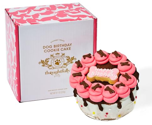 Thoughtfully Pets Torta Biscotto di Compleanno per Cani - Gusto Burro di Arachidi - Torta di Compleanno Felice per Cani - Torta di Compleanno decorata con Glassa e Granella - Rosa, circa 15 cm