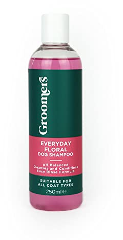 Groomers Everyday Floral Dog Shampoo for Dog Grooming 250ml - Long Lasting Fragrance - Cleanses and Conditions - pH Balanced, Vegan, Paraben Free, Easy Rinse - Suitable for All Coats