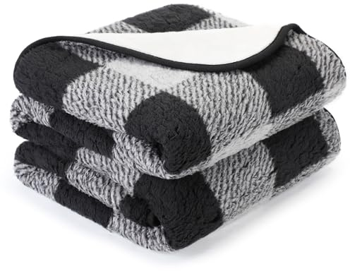 IDOGCHEW Dog Blanket Waterproof Washable Reversible Flannel & Sherpa Pet Throw Dog Blankets for Medium Large Dogs, Protects Sofa Bed, Fluffy Soft Plush Throws 152 x 127 cm (60 x 50 in)