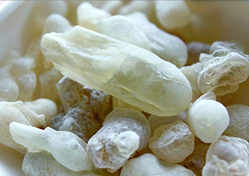 Royal Frankincense Bulk Certified Organic Green Hojari/Hojary Frankincense Resin from Oman (Boswellia Sacra) (2 kg/Kilogram)