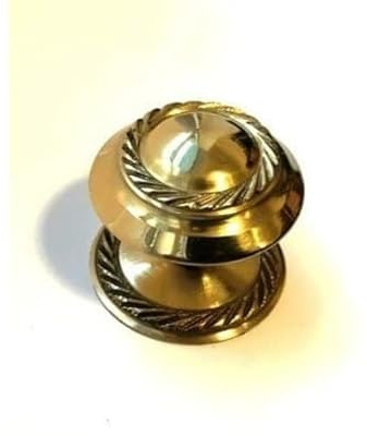 Georgian 38mm Cupboard knobs Polished Brass Finish Cabinet Handles. C1608PB