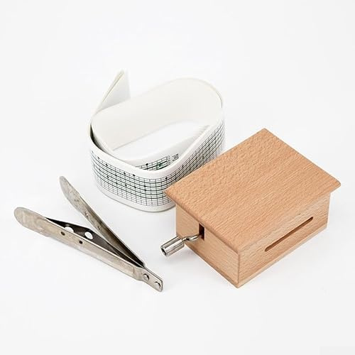 Carillon a manovella fai da te con custodia in legno, perforatore e cinque strisce di carta, carillon meccanico per creare brani, ideale per