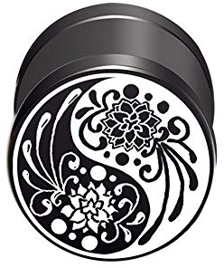 BlackAmazement Faux plug d'oreille en acier inoxydable 316L Yin Yang Flower Fleur Noir Blanc 10 mm pour homme et femme