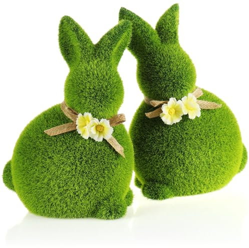 com-four® 2X Dekofigur - Osterhase mit Schleife und Blumen - grüne Hasenfigur aus Keramik - Dekofiguren für Frühling und Ostern - Hasenpaar mit Kunst-Gras überzogen - Osterdeko (2 x Hase-23 cm)