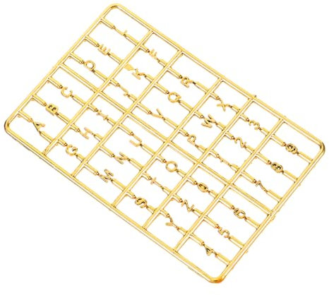 VICASKY Bambola alfanumerica lettera piccoli numeri per casa delle bambole lettere oro targa numero civico accessorio per piccole porte di casa accessori decorativi per piccole case in plastica dorata