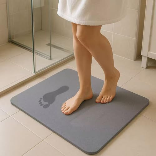 DAMDAM GO Alfombra de Diatomita 39x60cm Gris, Roca Natural Porosa, Ligera y Rígida, Ultra Absorbente, Antideslizante, Higiénica, Contemporánea y Fácil de Limpiar