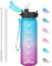GOPPUS 500ml/17oz Kinder Trinkflasche mit Strohhalm Zeitmarkierungen Tritan Wasserflasche Kohlensäure Geeignet BPA-frei Auslaufsicher Sportflasche für Sport,Fahrrad,Uni,Outdoor Leicht, Nachhaltig