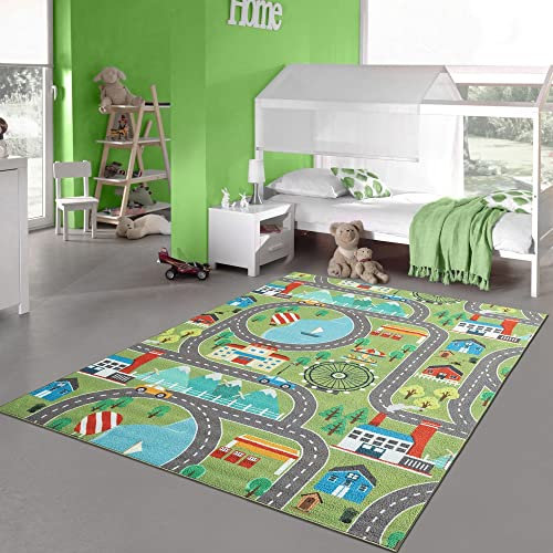 Teppich-Traum Kinder Spielteppich mit Stadtlandschaft auf Wiese in grün Größe 200 x 290 cm