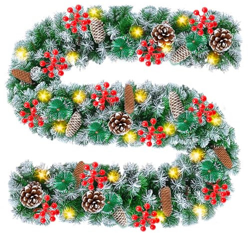 PQETBV 2.7 m Guirlande de Noël avec, Guirlande Artificielle Noël avec Fruits Rouges et Pommes de Pin, Décoration de Noël pour Porte d'entrée, Cheminée, Escalier (Vert)