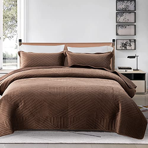 XIUWOUG Couvre Lit 2 Personnes 220X240cm, Couverture Courtepointe Patchwork, Boutis Couvre-Lit Matelassé en Microfibre, Dessus De Lits Et Couvre-Lits De Luxe,Dark Coffee,2X Pillowcases