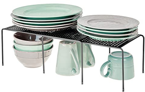 mDesign Regaleinsatz für Küchenschrank – verstellbare Geschirrablage aus Metall für mehr Abstellfläche – stapelbarer Schrankeinsatz zum Ausziehen – schwarz