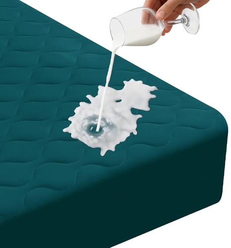 Ystyle Coprimaterasso Matrimoniale Impermeabile 160x190cm Trapuntato - Altezza Fino a 30 cm con Elastico Tutto Intorno - Copri Materasso Traspirante Igienico Antiacaro e Lavabile, Verde Scuro