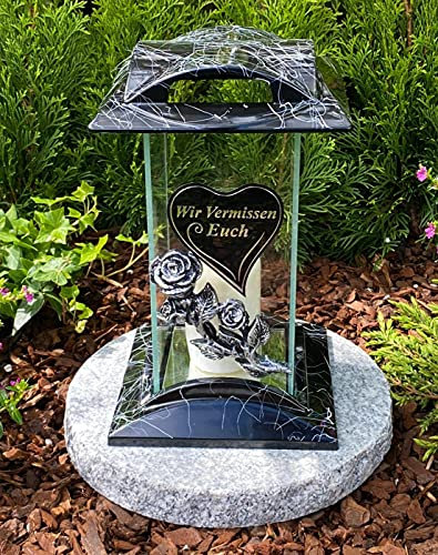 Grablampe mit Beschriftung - Wir Vermissen Euch Grablicht Kerze Grabkerze Grabdekoration Grabschmuck incl.Grabkerze.