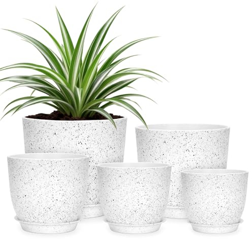 KINGLAKE 5 Pack Plant Pots Indoor, 17.8/16/14/12.5/11.5cm Multi Size Modern Matte Plastic Flower Pots Set with Saucers and Drainage Holes for House Plants, Succulents, Herbs (White with Speckles)
