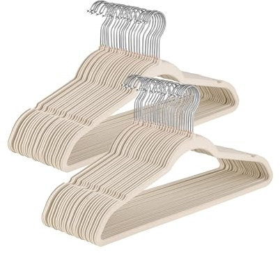 Baroni Home Grucce Velluto 50 pezzi, Grucce Appendiabiti 44,5 cm, Salvaspazio con Superfice Antiscivolo Design, Capacità di Carico Elevata, per Cappotti Camicie Vestiti, Panna