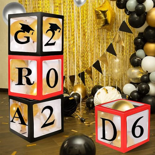 Lot de 4 boîtes à ballons noires et rouges avec les lettres « Grad », « Class of 2024 » et « Proud of You » pour décorations de remise de diplôme 2024