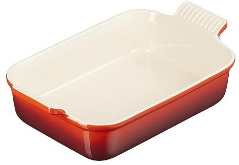 Le Creuset Rechteckige Auflaufform Tradition aus Steinzeug, 26 cm, 2.4 Liter, Kirschrot, 71102260600001