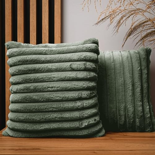 MG Design 2er Set Kissenbezüge 40 x 40 cm in Grün – mit Reißverschluss, langflorige Fell-Haptik, weich & Cosy, pflegeleicht