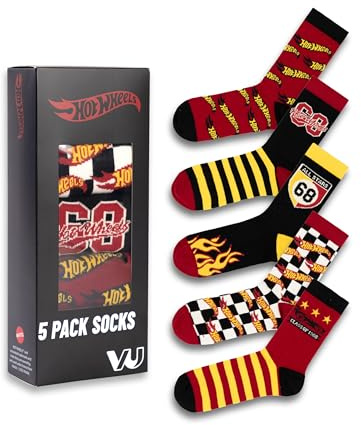 Hot Wheels Calcetines de ruedas para hombre (5 pares) en rojo, negro, amarillo y blanco | Diseños de cuadros y llamas | Multipack de uso diario | Patrones de carreras retro