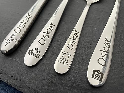 Kinderbesteck mit Namensgravur - Feuerwehr Set 4-teilig - Kindergeschirr mit Namen - Besteck Kinder mit Gravur - Personalisiertes Geschenk Besteckset Geschirrset - Taufgeschenk Mädchen Jungen