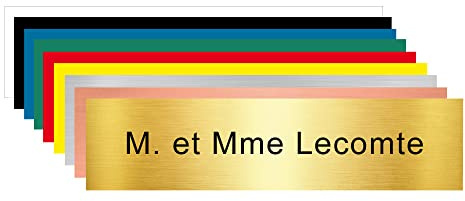 Plaque pour boîte aux lettres personnalisable. Plaque gravée pour BAL 10 x 2,5 cm. Plaque nominative PVC à personnaliser - Dimensions 10 x 2,5 Cm - Aspect Or Brossé Avec Écriture Noir