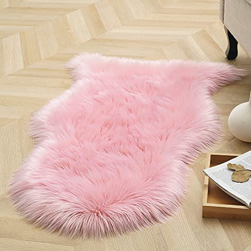 HEQUN Fuskpälsmatta, fluffig matta, lurviga mattor, fuskfårskinnsmattor golvmatta för sovrum vardagsrum barnrum dekor (rosa, båge 50 x 80 cm)