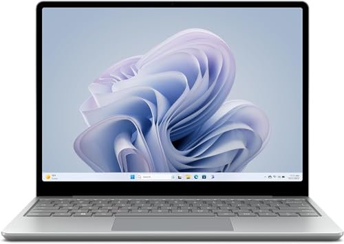 Microsoft Surface Laptop Go 3 (Windows 11, écran Tactile 12,45, Intel Core i5, 16 Go RAM, 256 Go SSD, Platine, Clavier AZERTY français) L'ordinateur Portable Surface Le Plus léger