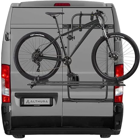 ALTHURA Portabici Posteriore V-Rack 2113073 in Alluminio per Van Doppia Anta - Robusto, Stabile e Facile da Usare - Compatibile con Citroen Jumper, Fiat Ducato, Peugeot Boxer