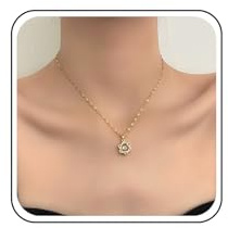 Xduargs Boho Crystal David Star Necklace Vintage Star of David Necklace Sparkly Rhinestone David Magen Necklace Vintage Cz Star of David Charm Necklace Jewelry for Women and Girls(Gold)