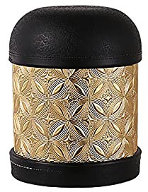 Lot de 2 gobelets à dés en plastique et cuir noir doré
