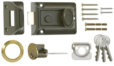 ERA Traditional Door Lock 60mm visipack 13382