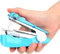 Blaue tragbare Handnähmaschine, Mini-Handnähmaschine, handliches Handarbeitswerkzeug, Mini-Abwassermaschine, Handstich
