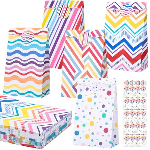 woric 50 Stück Geschenktüten Kindergeburtstag Klein, 22x12x7cm Papiertüten Bunt Klein Candy Tüten mit 60 Aufkleber Mitgebsel Tüten für Weihnachten Kindergeburtstag Hochzeit Party Giveaway (5 Stile)