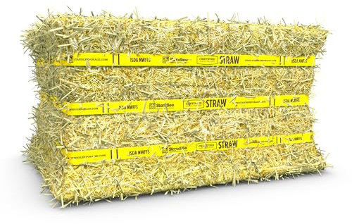 standlee Straw Compressed Bale Animal Bedding, Hay Bedding for Horses & Livestock, 3.6 cu. ft.