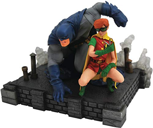 Artze Wall Art DC Gallery Dark Knight Returns Batman & Carrie Dlx PVC Figure MAR192441