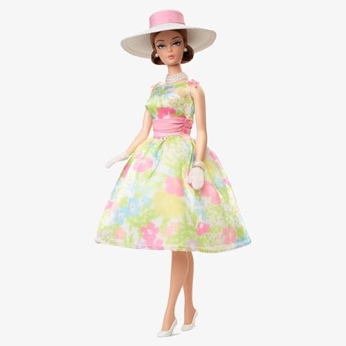 Barbie Signature 12 JOURS DE PRINTEMPS poupée avec cheveux bruns et 12 jours de surprises, édition limitée de collection, HRM27