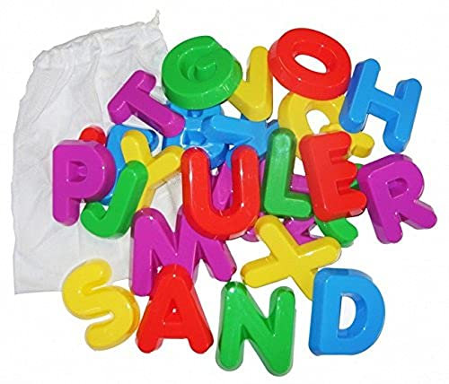 Learning Resources Sandförmchen Großbuchstaben, Ab 3 Jahren, 26-teiliges Set Kunststoff Buchstaben zum Spielen im Sand zur Förderung von Feinmotorik und Tastsinn mit Aufbewahrungsbeutel